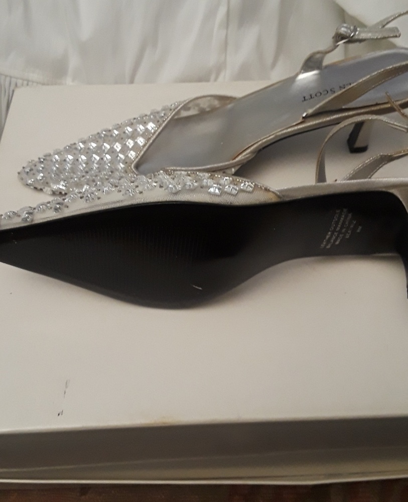 Shoes ... Karen Scott - Picture 4 of 4